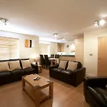 Southwich House By Esa