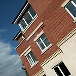 Southwich House By Esa